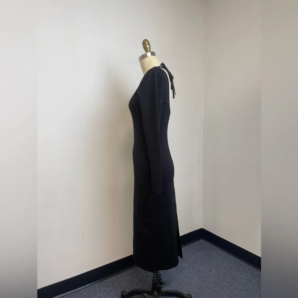 Fame & Partners Long Sleeve Tie Back Midi Dress Black
Bodycon - Picture 6 of 6